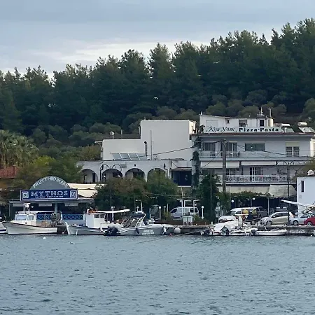 Captain's Apartament